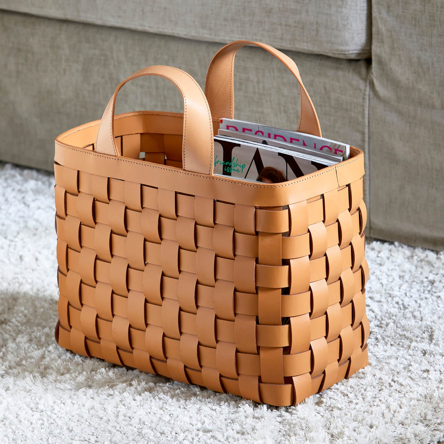 Florence MagazineBasket with Handle