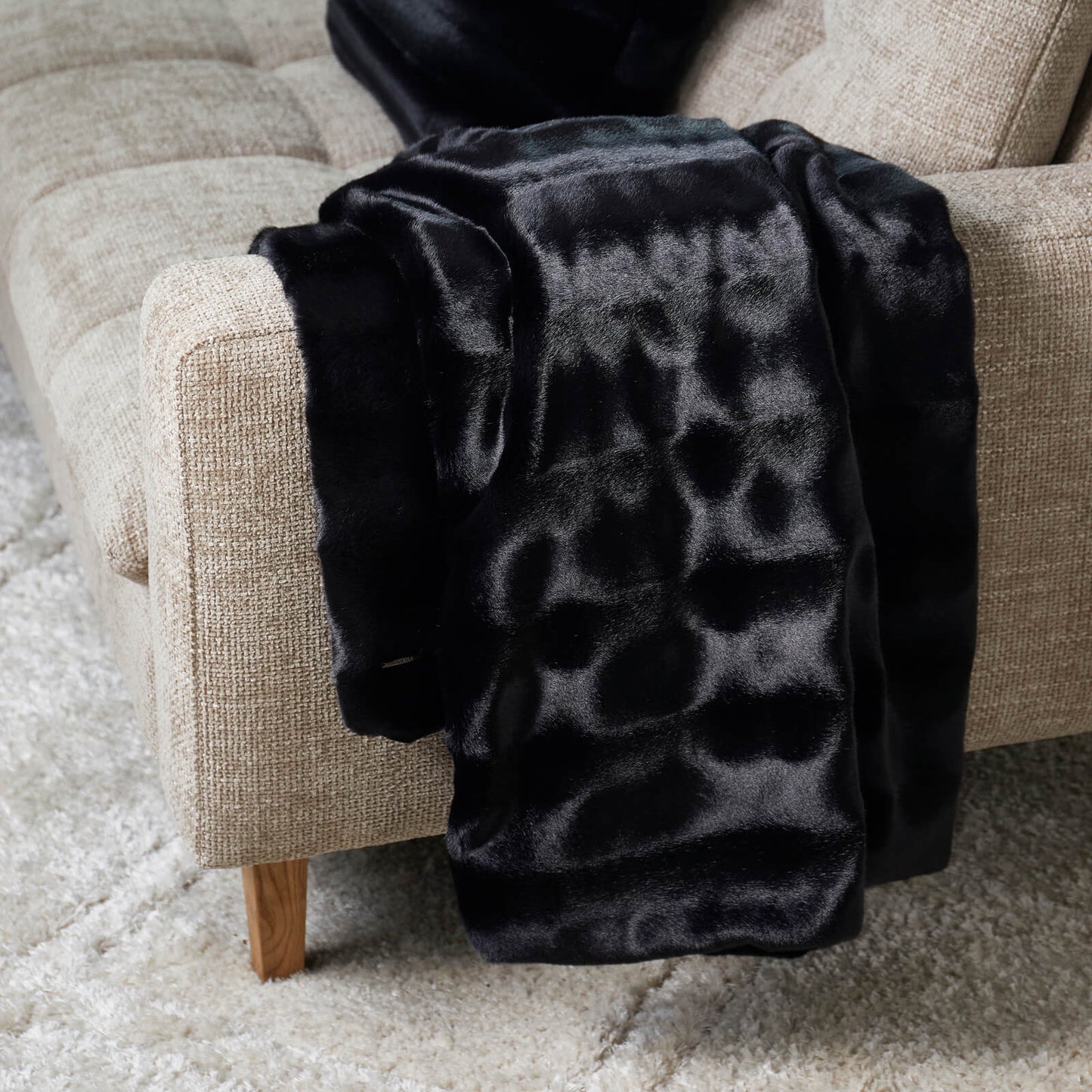 Maeve Faux Fur Throw 180x130