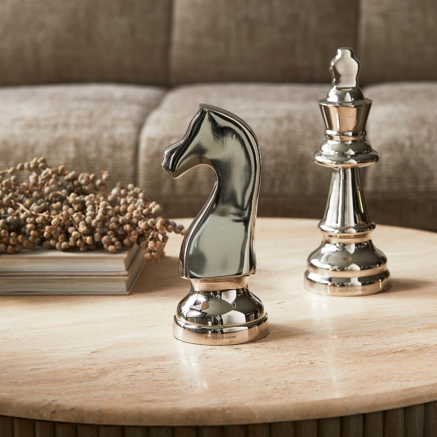 Chess Play Horse Statue