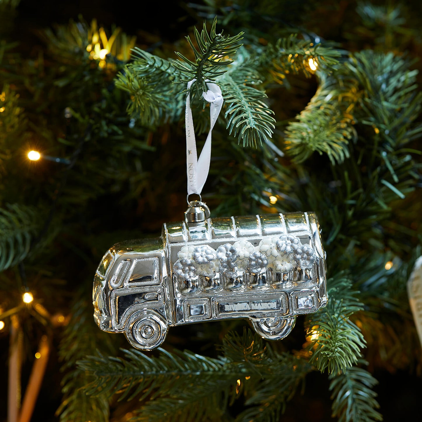 RM Limited Flower Truck Ornament