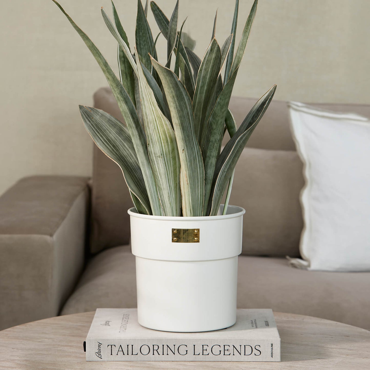 Ciudad Loft Flower Pot White S