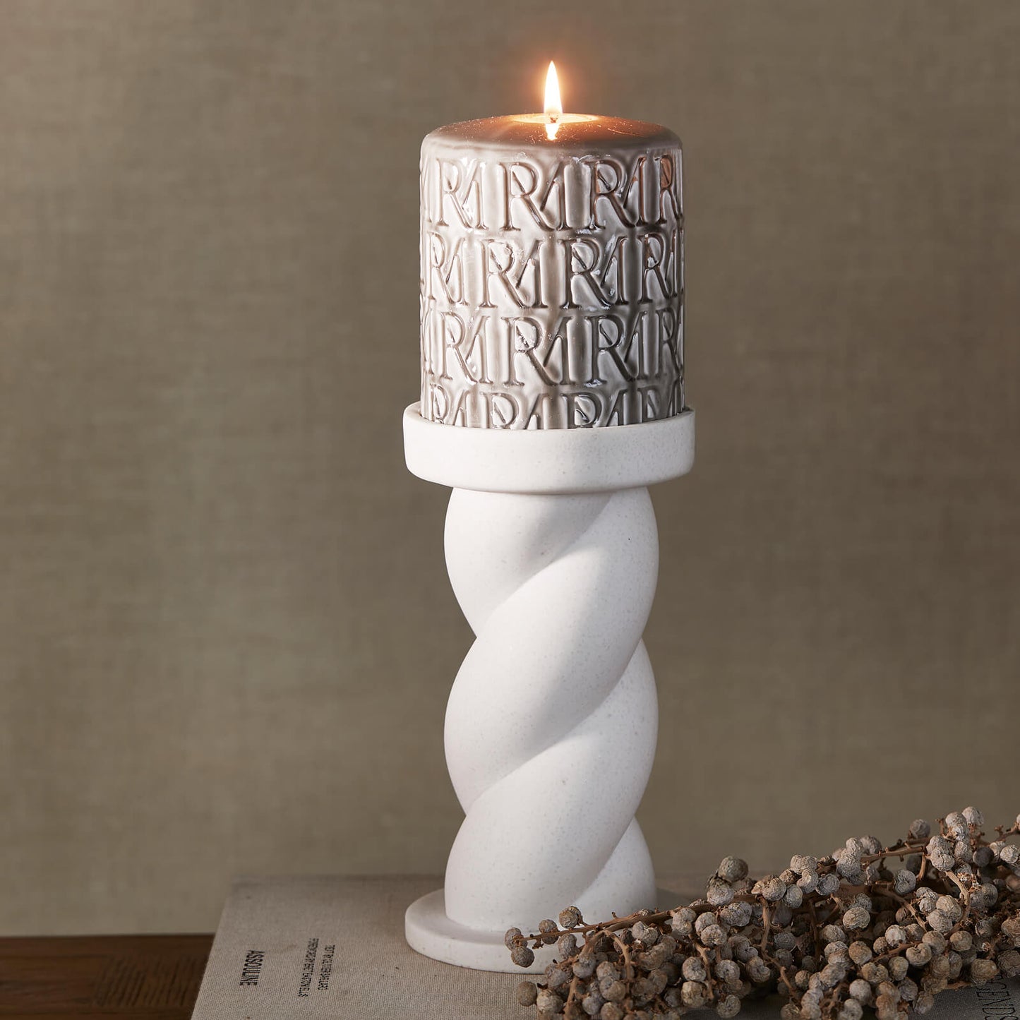 Twisted Candle Holder S