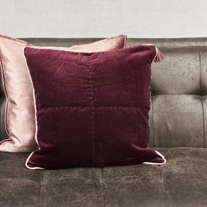 Elegant Quilted P.C. burgundy 50x50